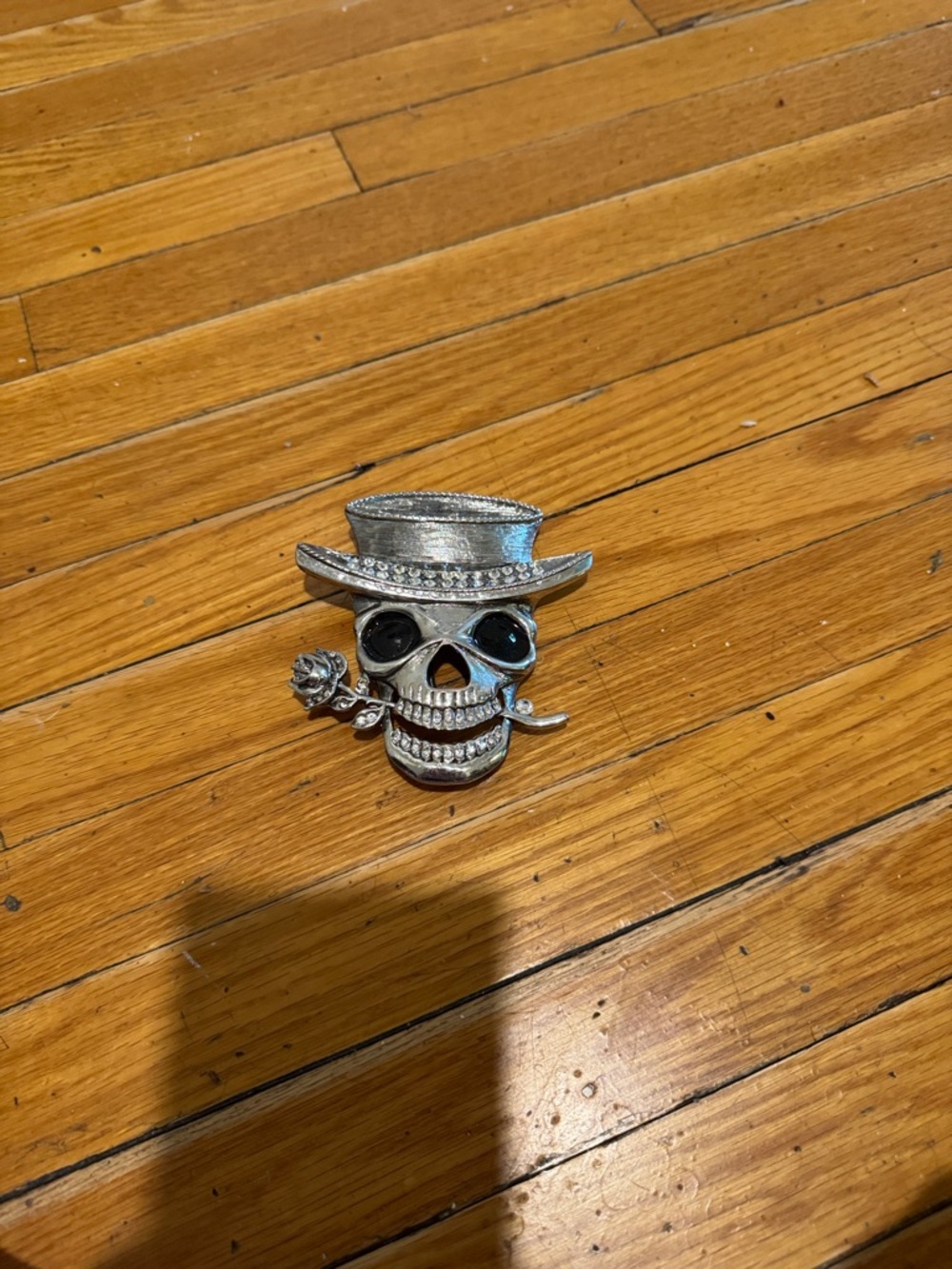 Silver Skull Belt Buckle with Top Hat and Rose